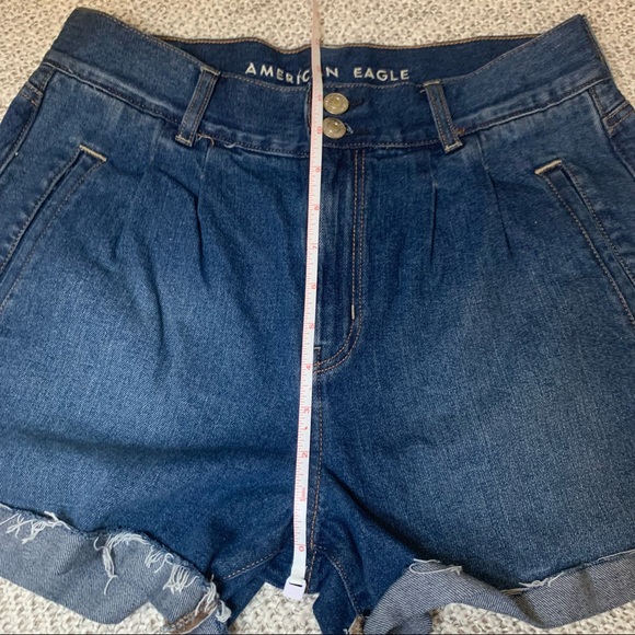 American Eagle Short Dark Wash Jean Mom Short - Picture 10 of 11